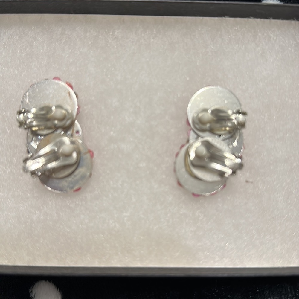 Pageant cuff earrings - Picture 2 of 3
